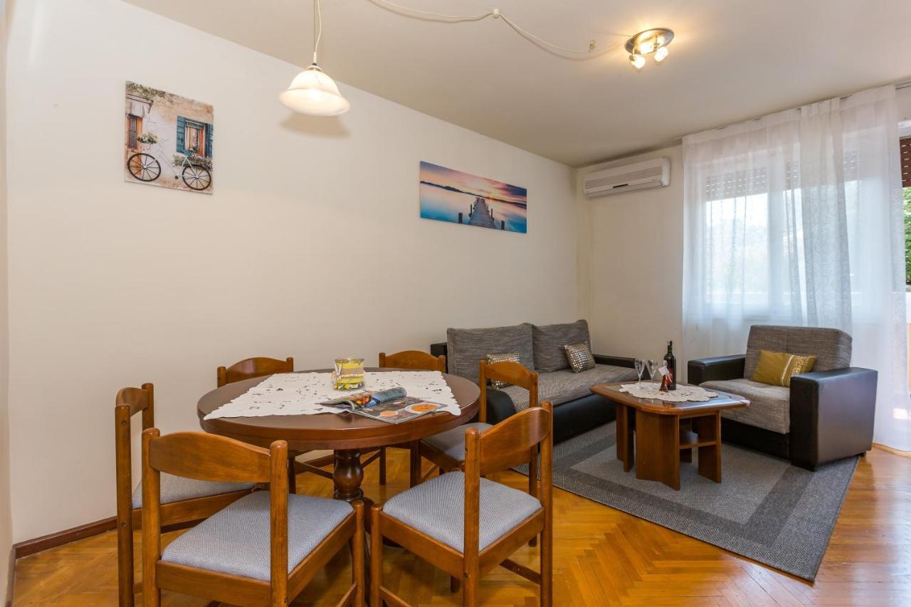 Apartments With Wifi Split - 13957 Εξωτερικό φωτογραφία
